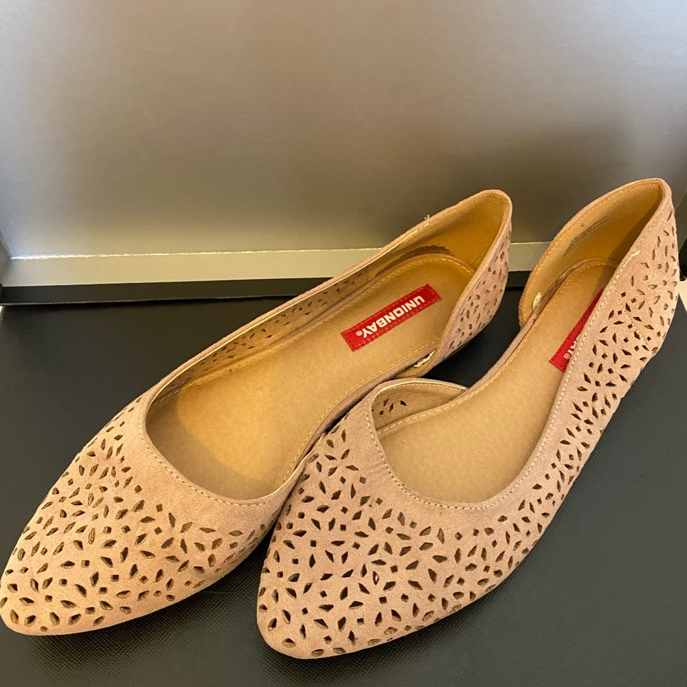 Unionbay Women Wallace Flats Size 7 Pink Cut Out Slip On Ballerina Shoes